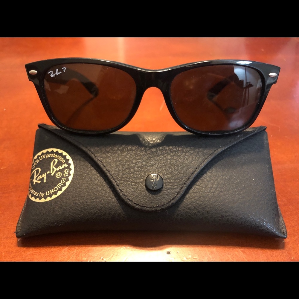 New Wayfarer Ray Ban Sunglesses